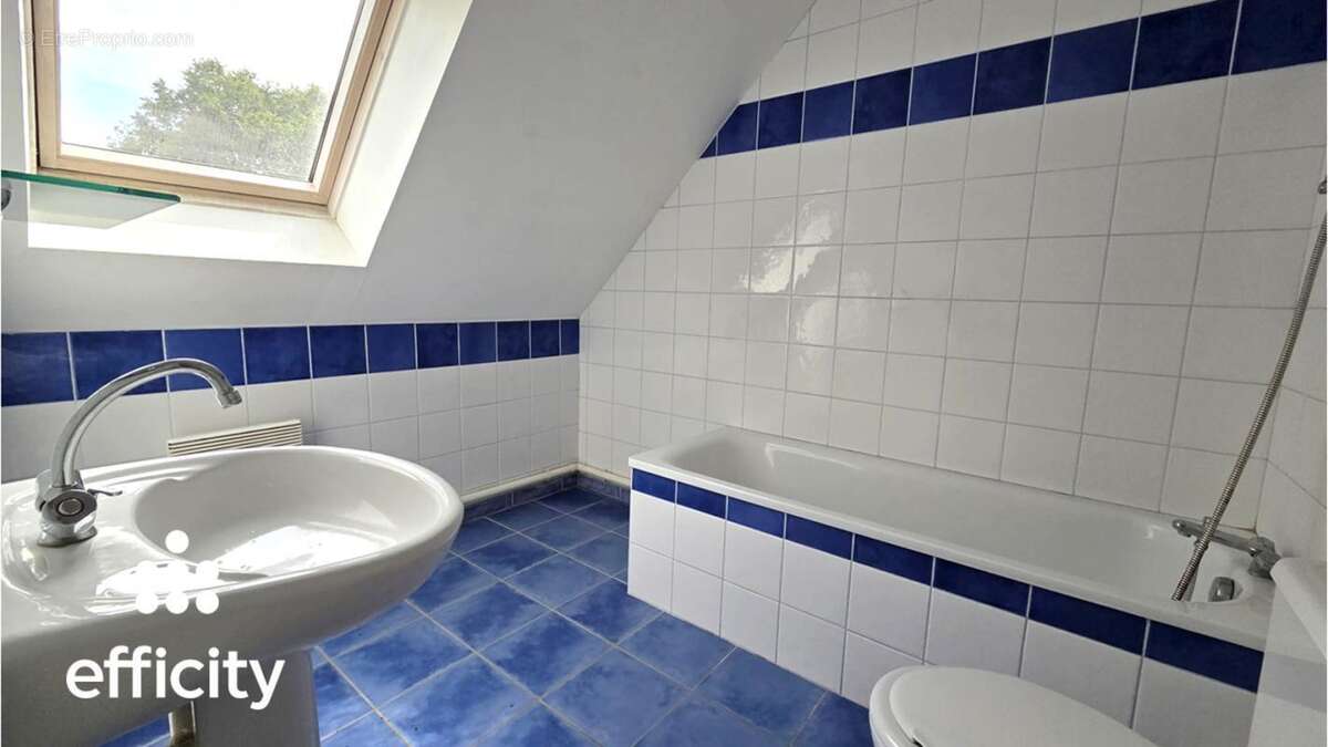Maison 77 m² à Messac  - photo 8