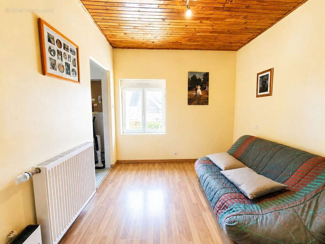 Maison 175 m² à Argentre-Du-Plessis  - photo 8