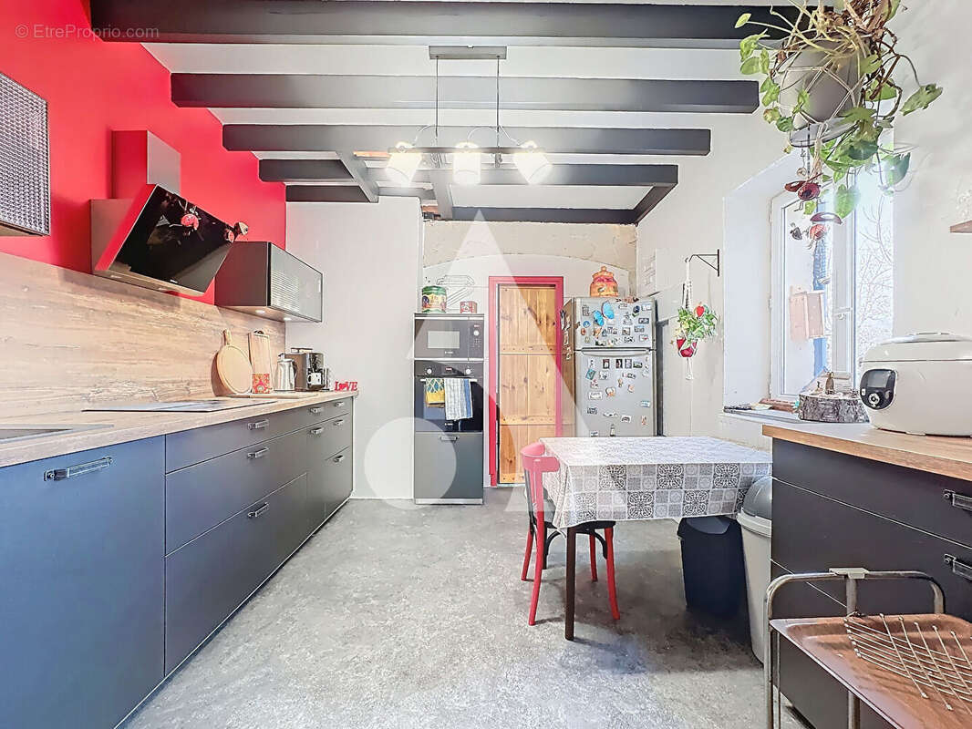 Maison à PANISSIERES