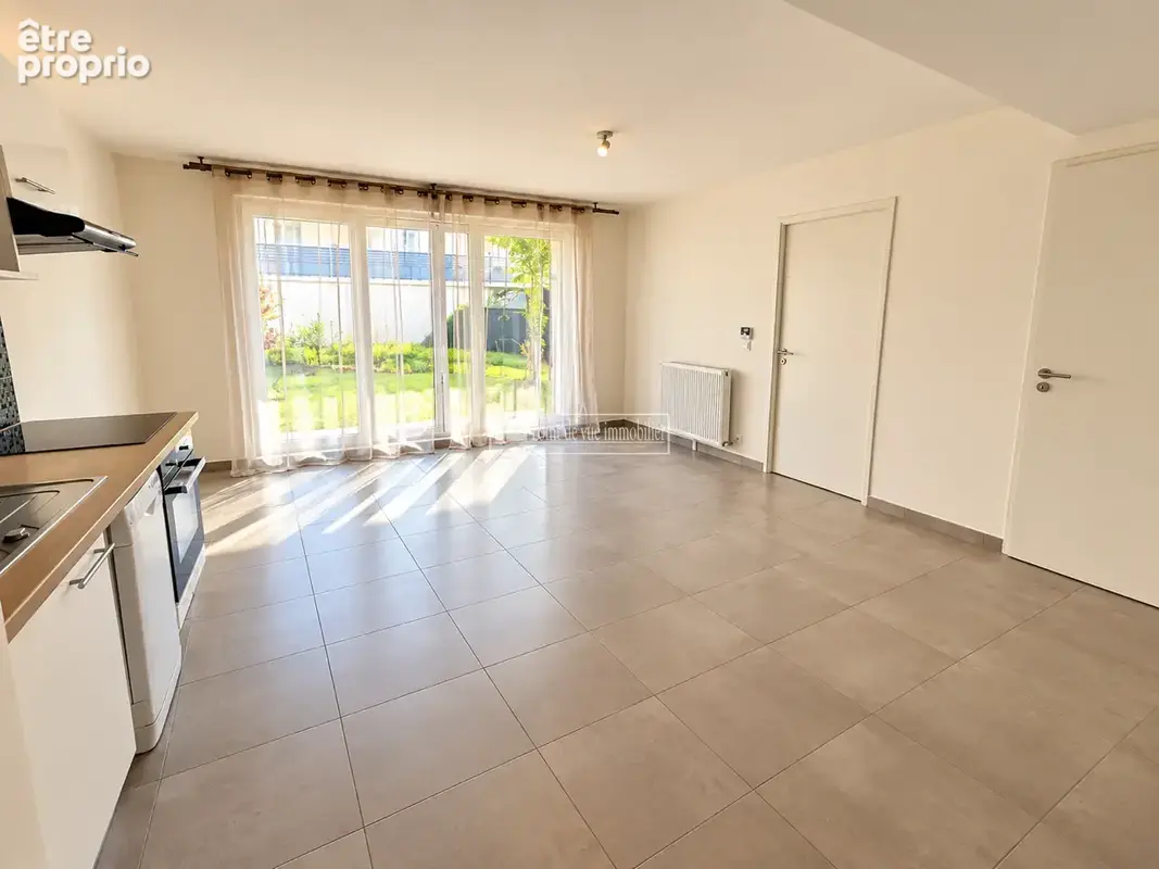 Appartement 2 pièces 42m2 + jardin 75m2 + place de parking - photo 3