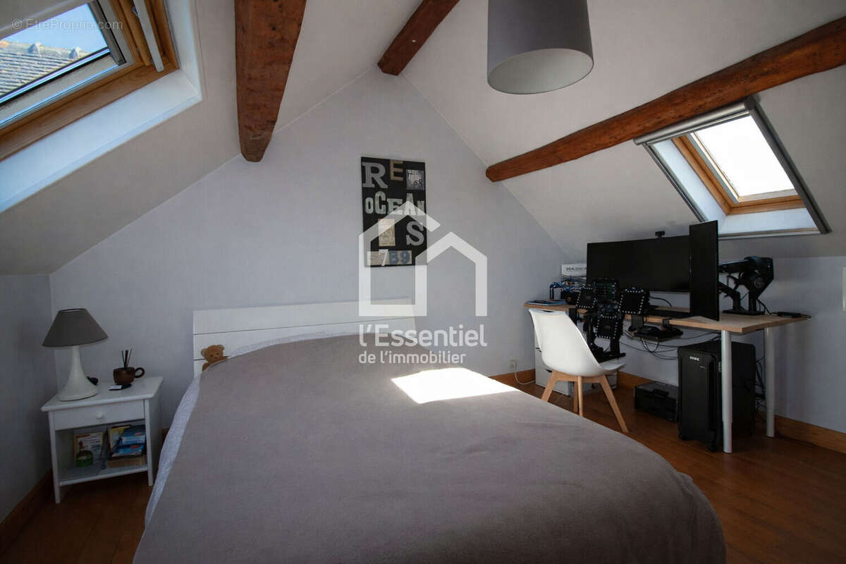 Maison à VERNEUIL-SUR-SEINE
