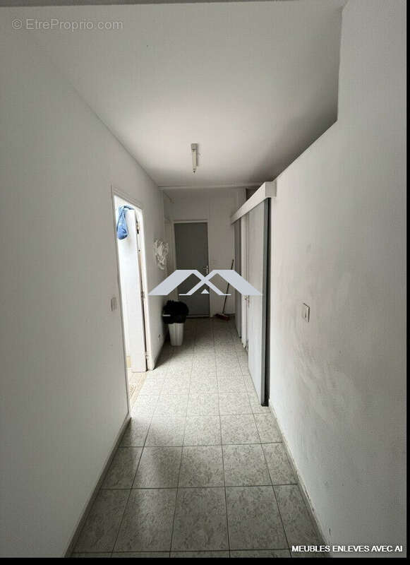 Couloir - Maison à SAINT-LOUIS
