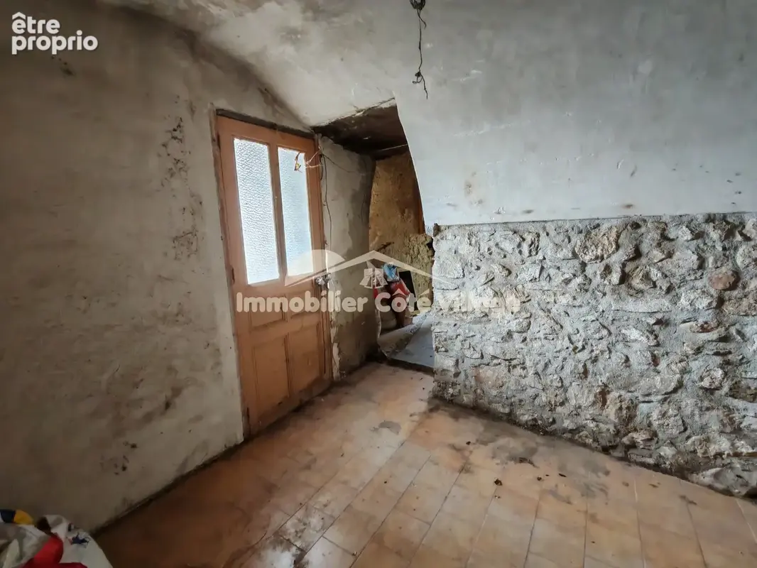 À vendre   appartement à rénover entierement à coaraze - photo 4