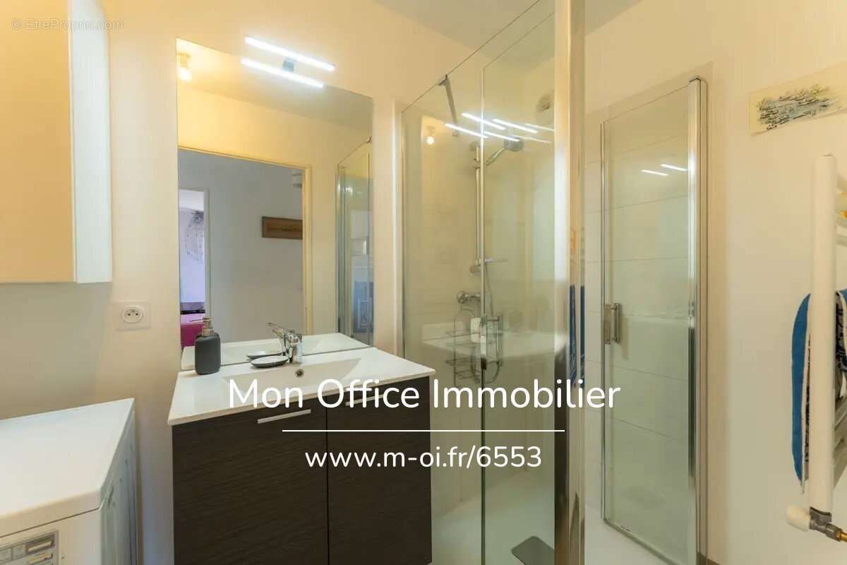 Appartement à VENELLES