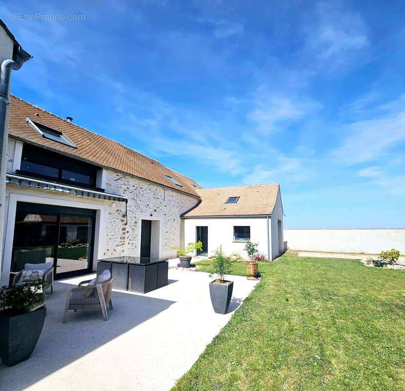 Maison à LIMOURS