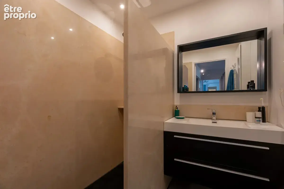 Appartement de 3 pièces de 67 m2 à Aix-en-Provence - Proche centre ville - Garage / Climatisation - photo 8