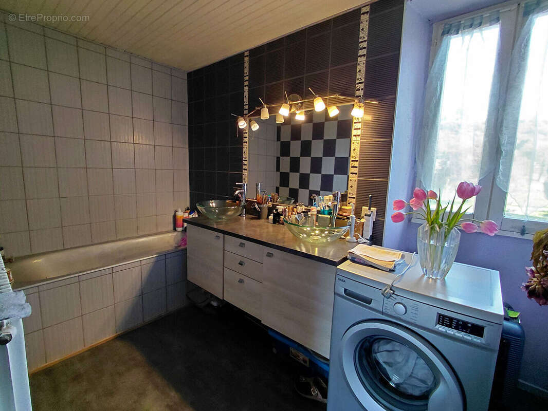 Maison Vezac 4 pièce(s) 110 m2 - photo 3