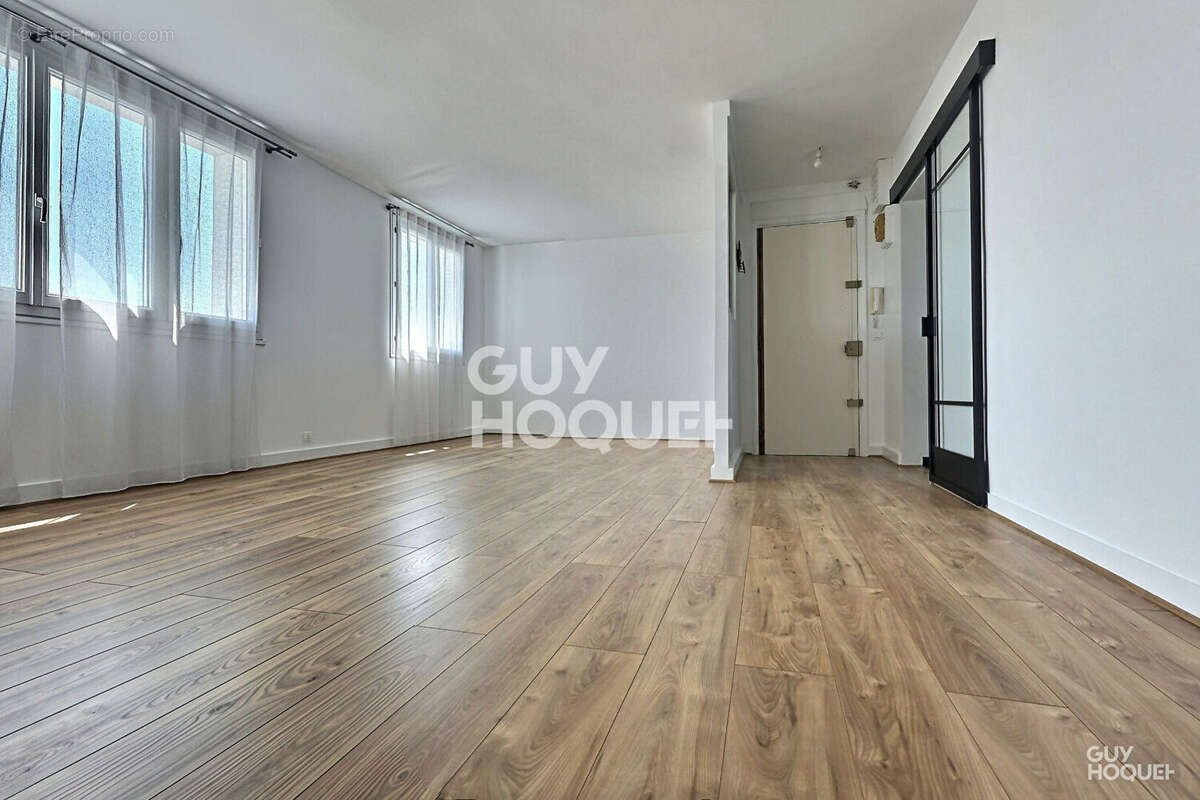 Appartement à MAISONS-ALFORT