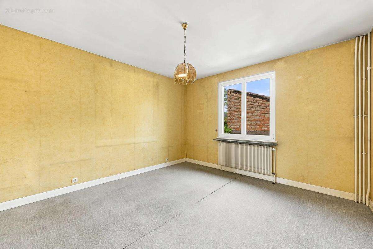 Maison de 6 pièces de 135 m² à Ostwald - photo 10