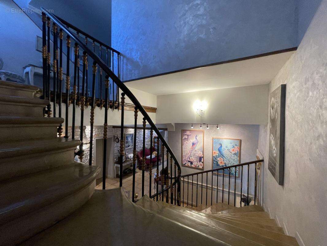 Maison à LISLE-SUR-TARN