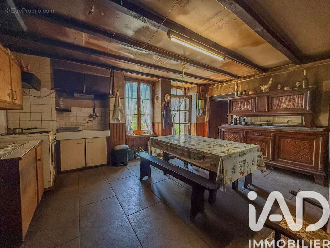 Maison 60 m² à Oradour-Saint-Genest  - photo 5