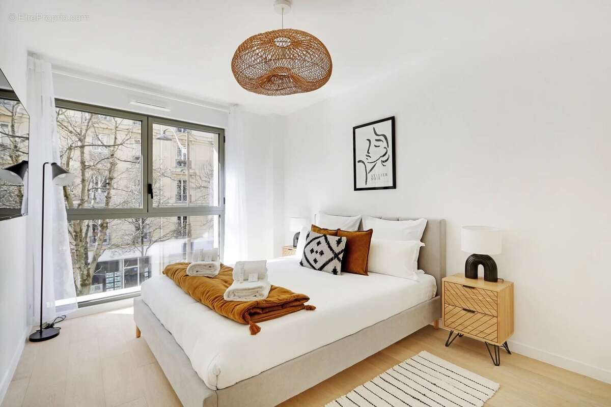 Appartement à PARIS-18E