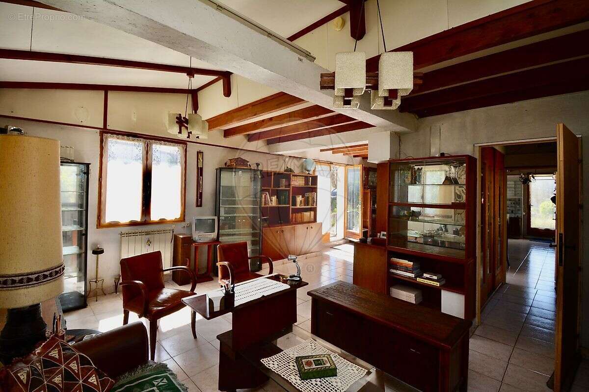 Maison à VILLENEUVE-LOUBET