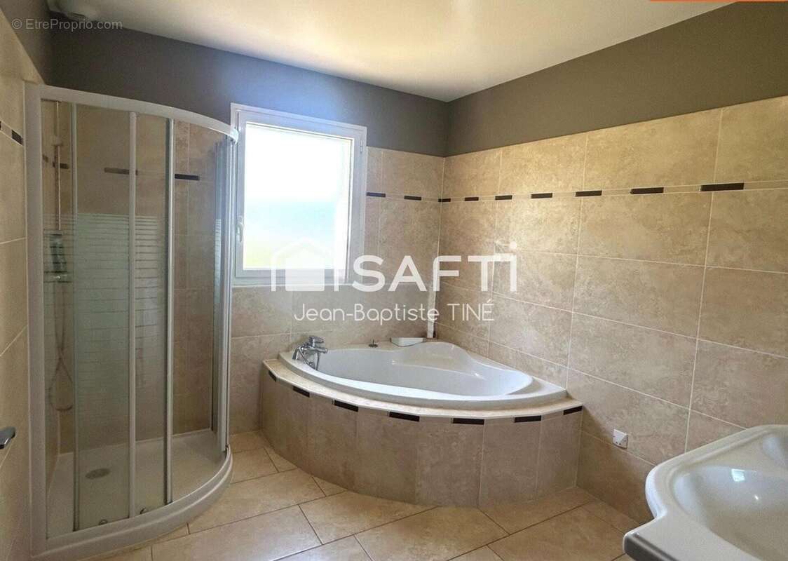 Photo 4 - Maison à MONTBETON