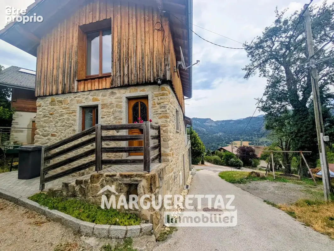 Maison de 100m² type T4 sur FILLINGES - photo 1