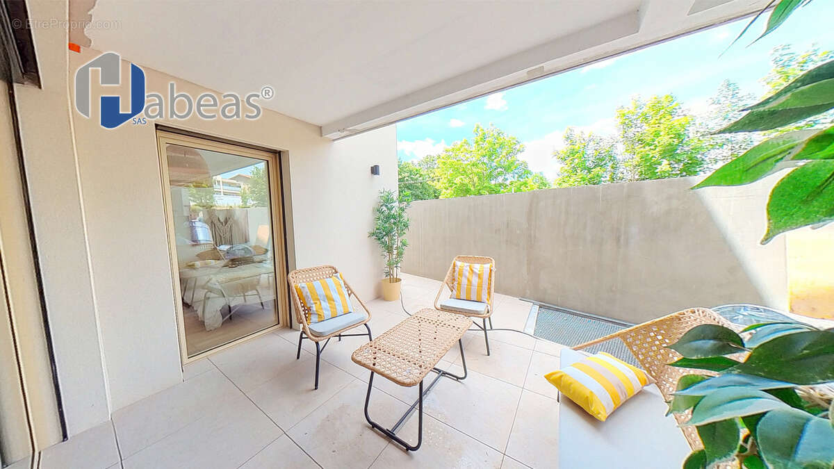 Appartement à SAINTE-FOY-LES-LYON