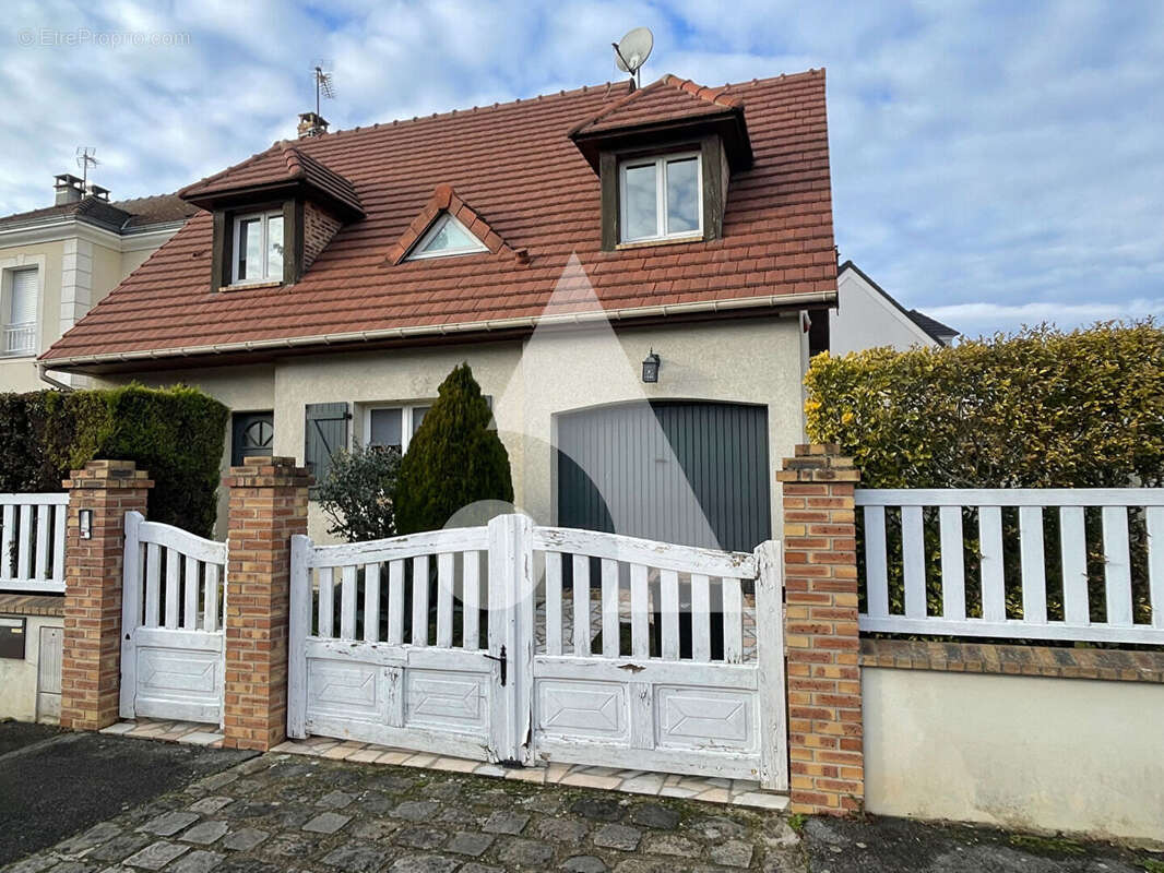 Maison à ORMESSON-SUR-MARNE