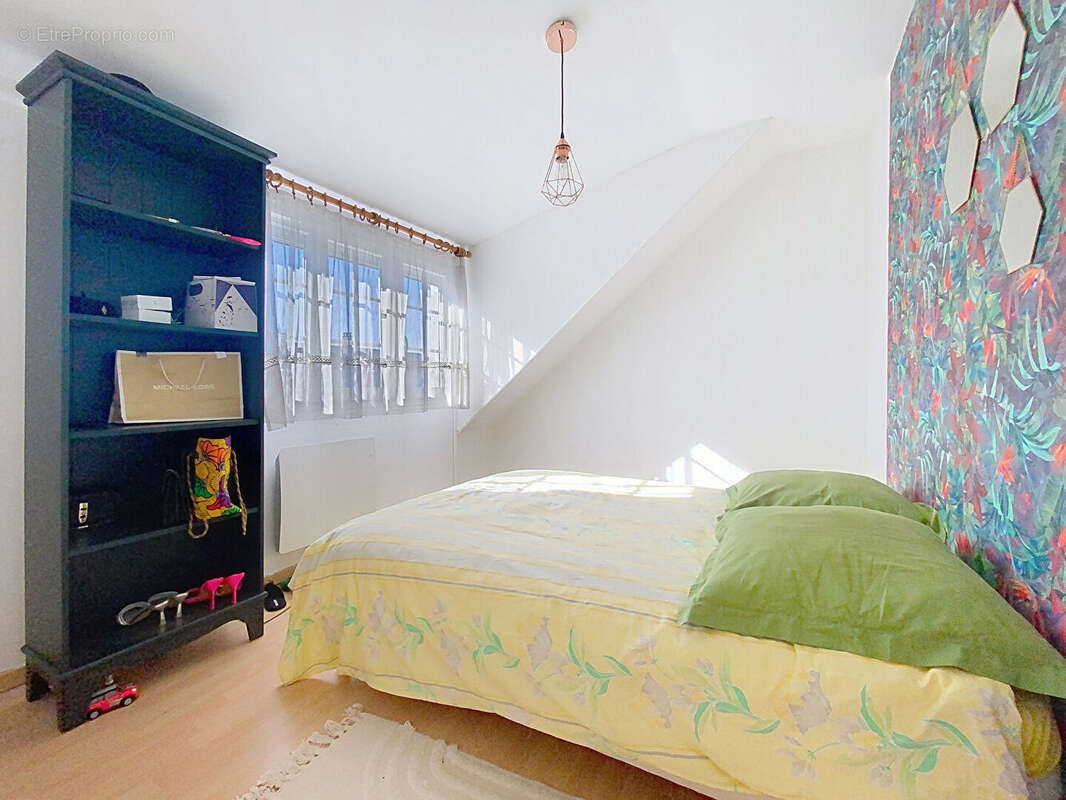 Maison à VERNEUIL-SUR-SEINE