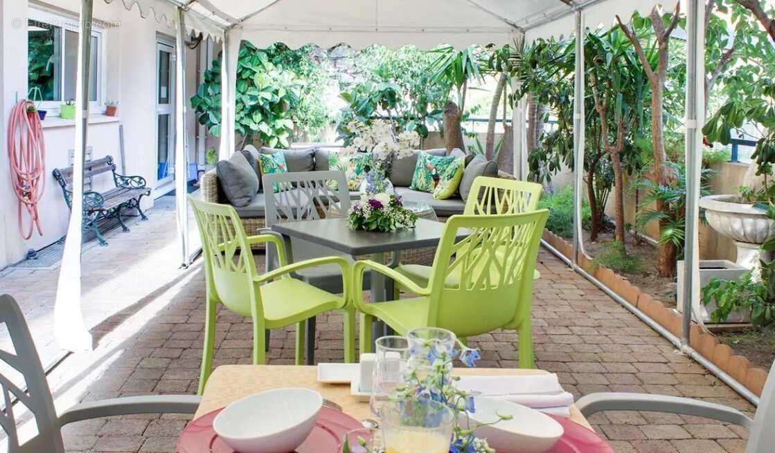 INVESTISSEMENT LOCATIF  Nice  Résidence EHPAD Bleu Soleil - 8.08 % de rentabilité - photo 8