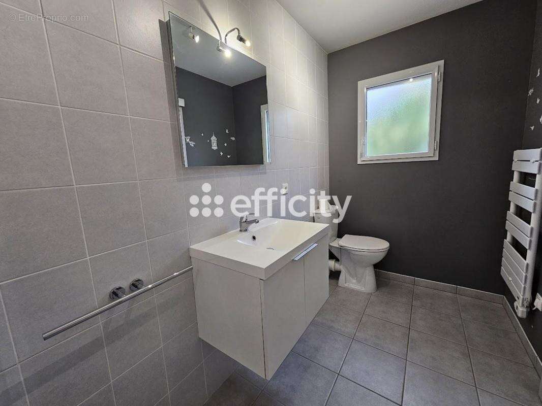 Maison à NIEUL-SUR-MER