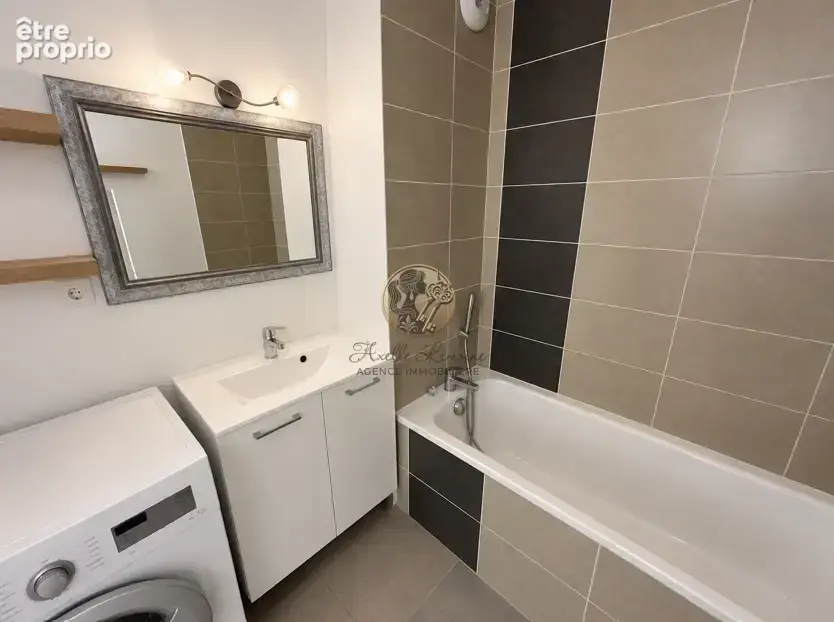 Appartement T2 de 42 m2 avec terrasse et garage dans Copro de 2015   Anse - photo 12