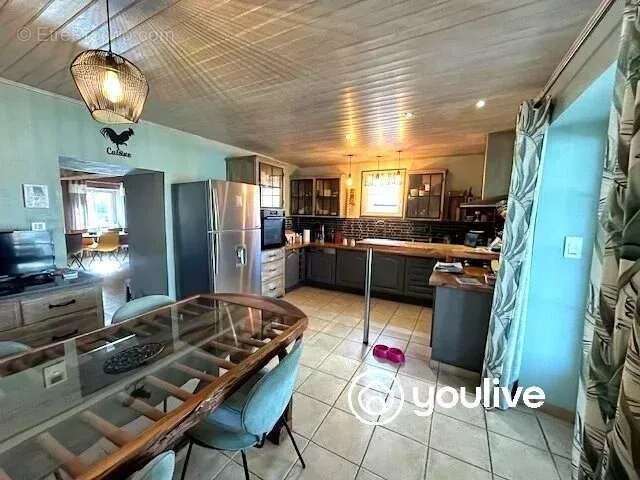 Maison à COMMEQUIERS