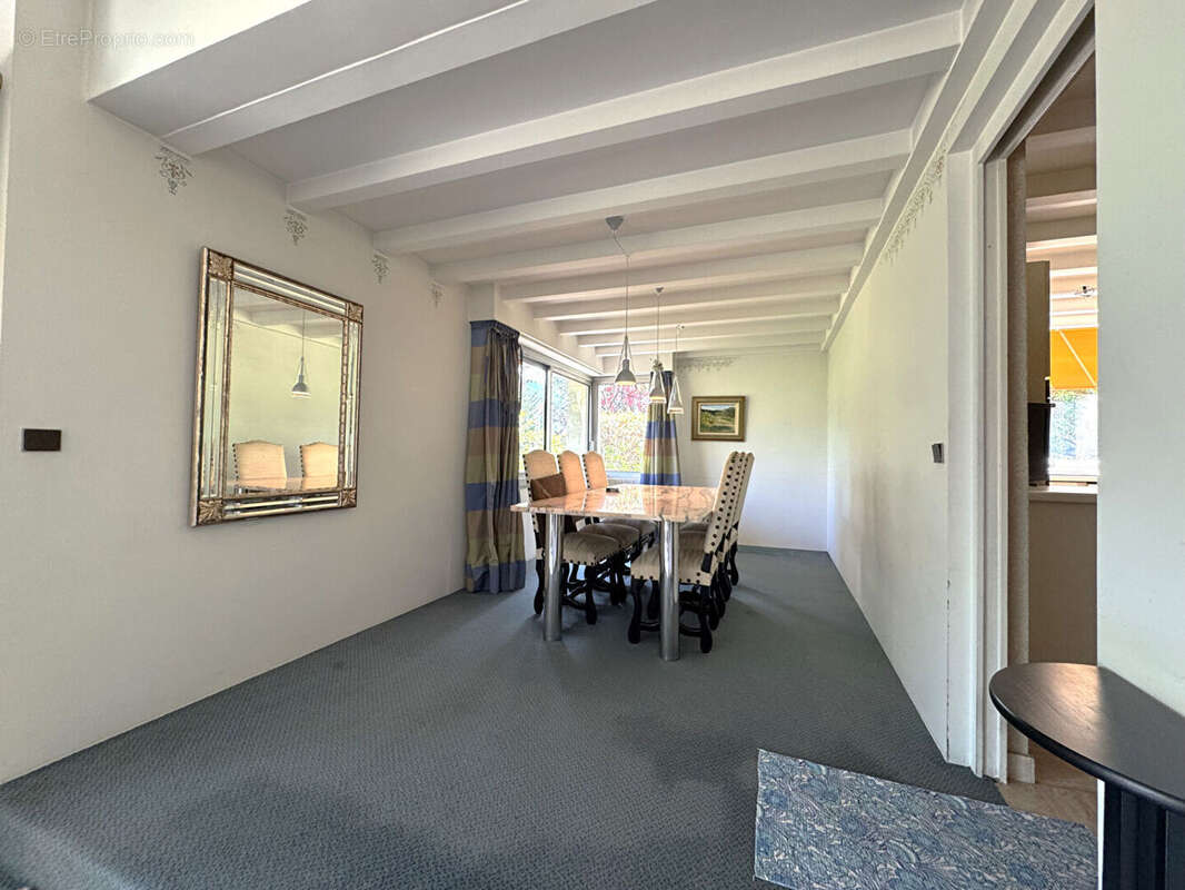Villa 195 m²  - calme - terrain 1 646 m² - proche chambéry - photo 6