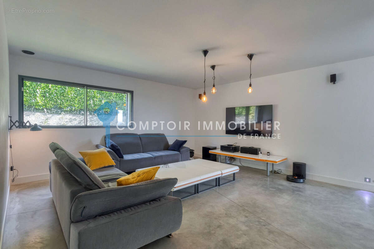Maison à COUBLEVIE