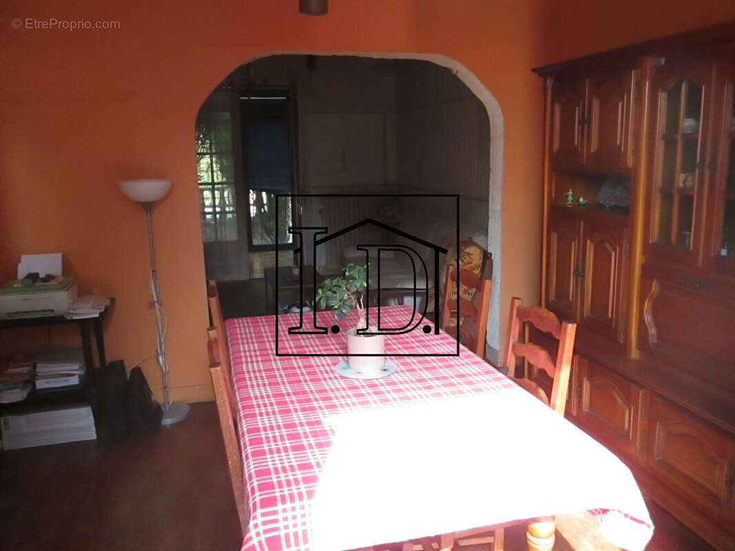 Maison à COULOUNIEIX-CHAMIERS