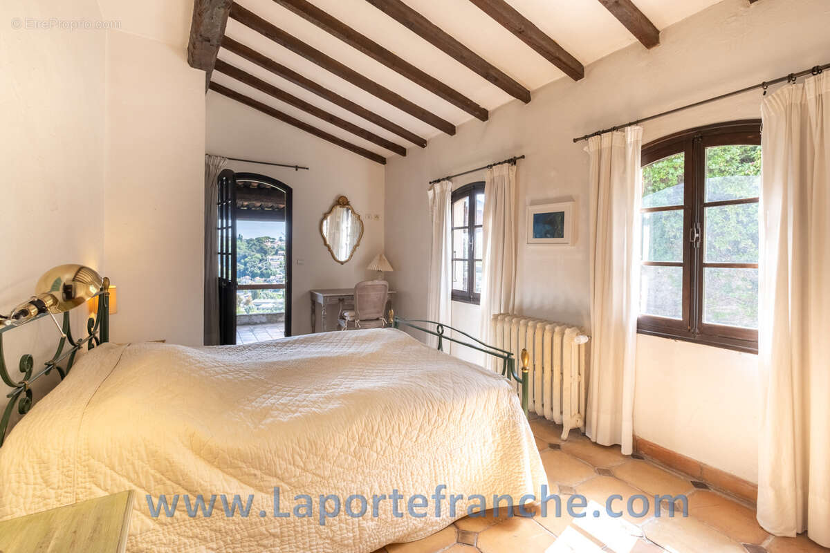 Maison à CAGNES-SUR-MER