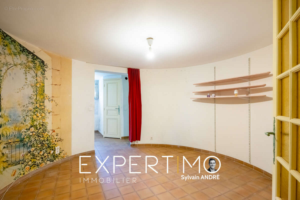 Maison à MARSEILLE-9E