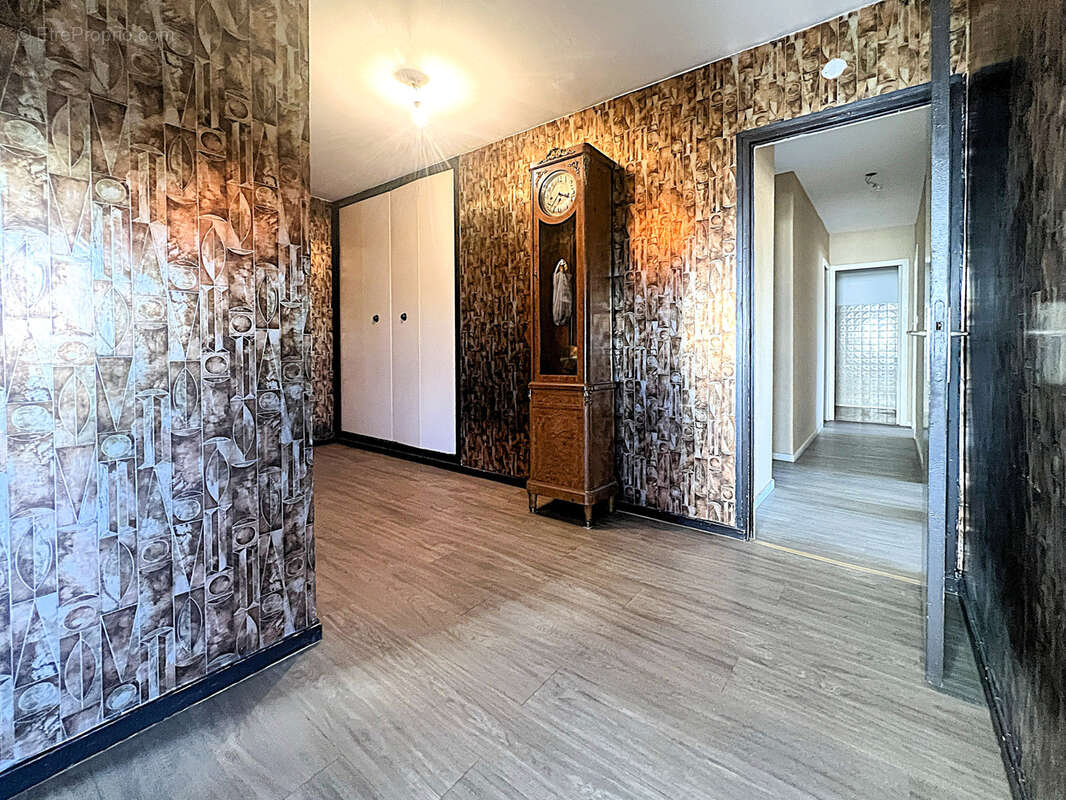 Appartement à SAINT-ETIENNE