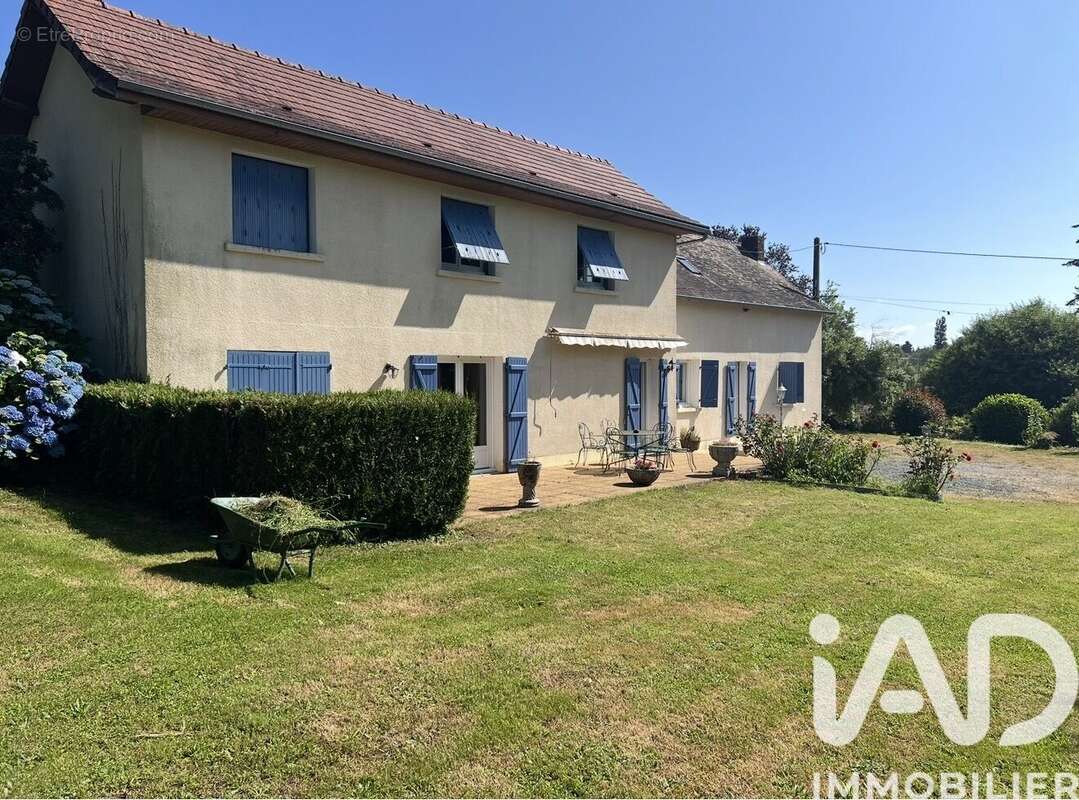 Maison 198 m² à Glandon  - photo 2