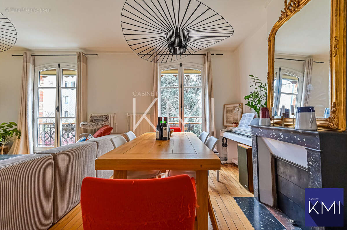 Appartement à PARIS-14E