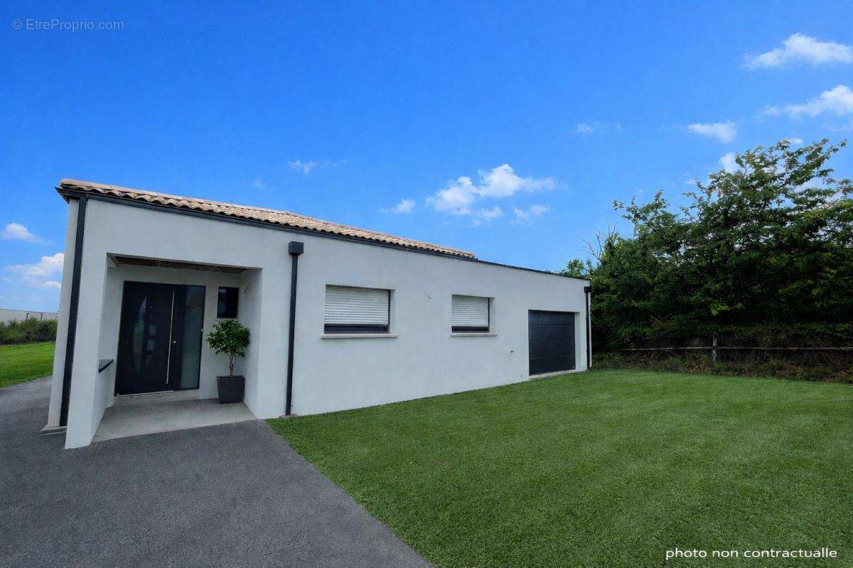 Maison à LES SORINIERES