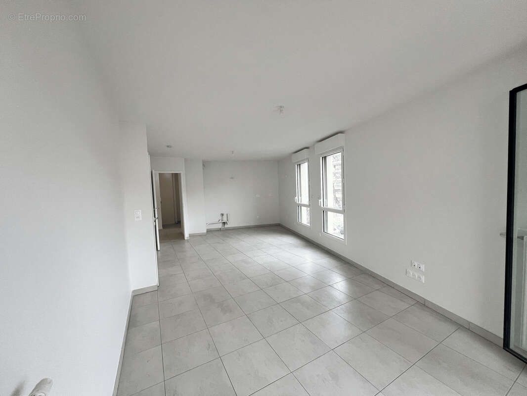 Appartement à FONTAINES-SUR-SAONE