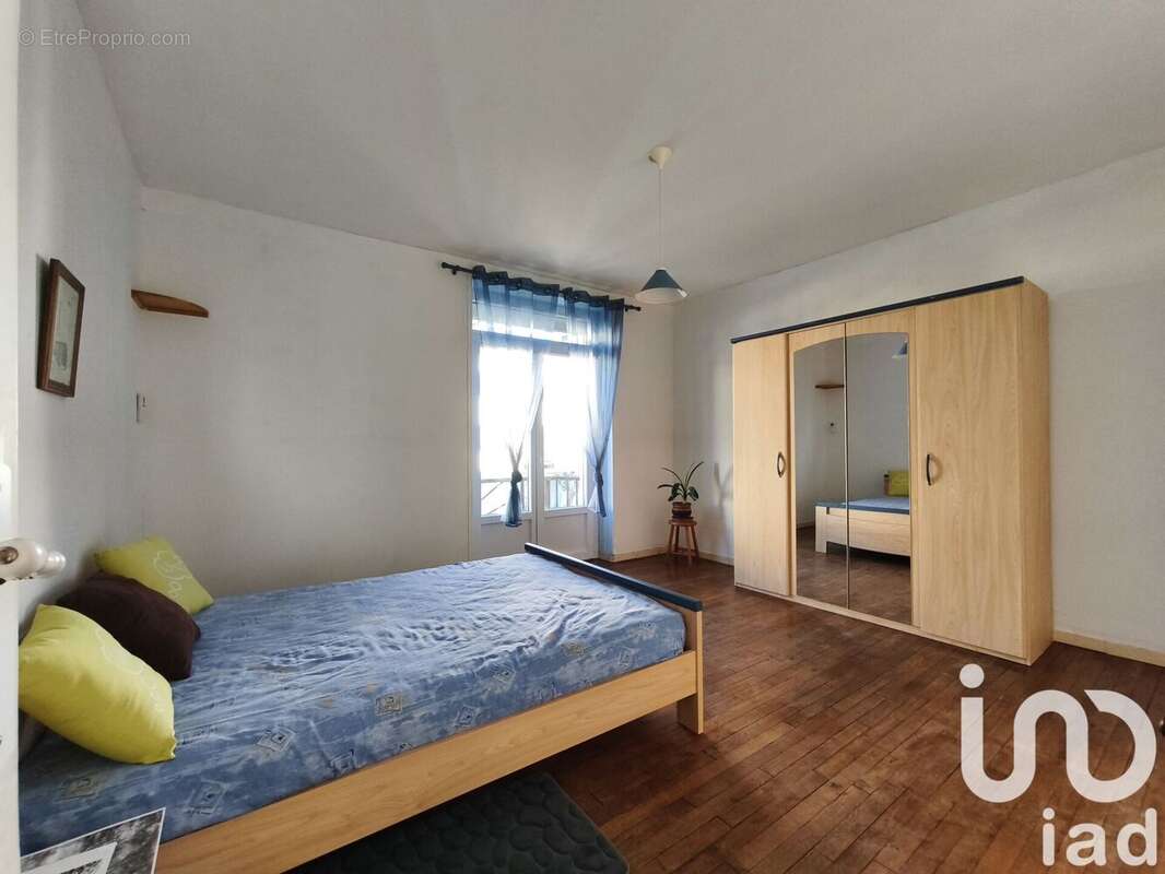 Maison 110 m² à Latronquiere  - photo 6