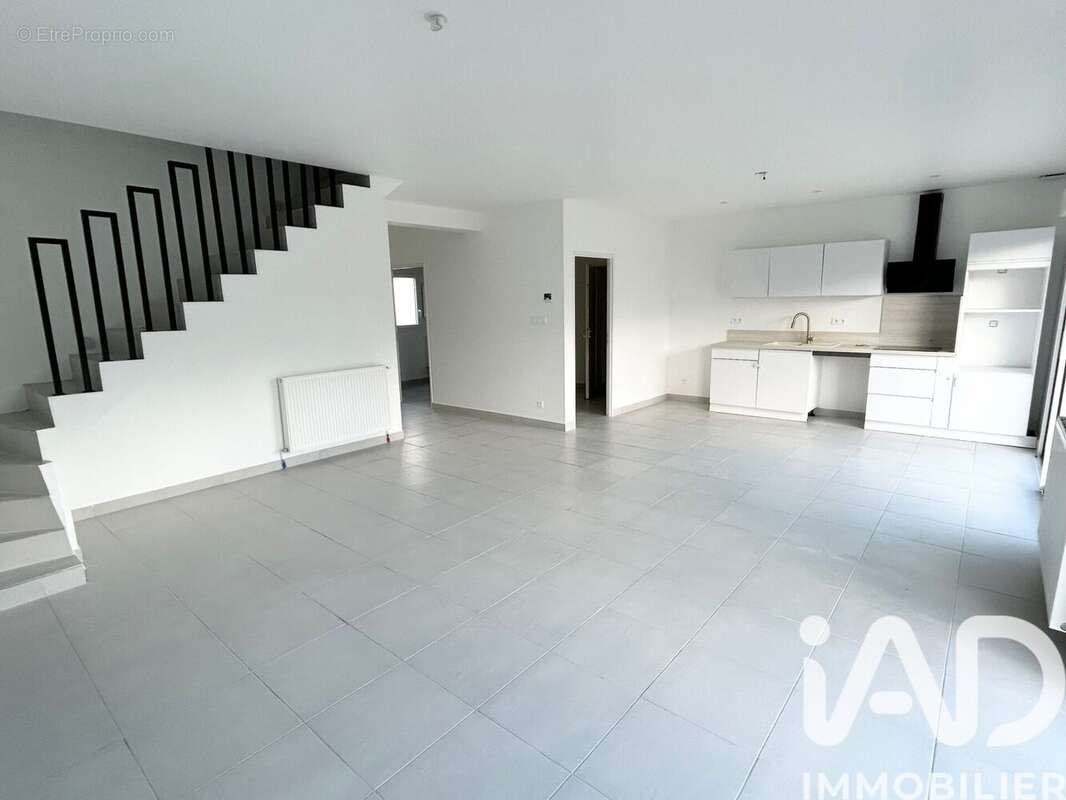 Photo 8 - Maison à SAINT-MICHEL-DE-VOLANGIS