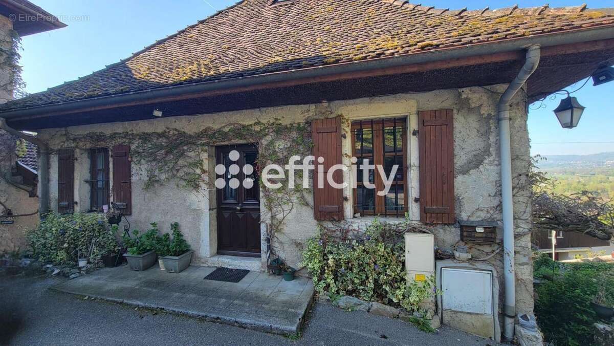 Maison à BONNEVILLE