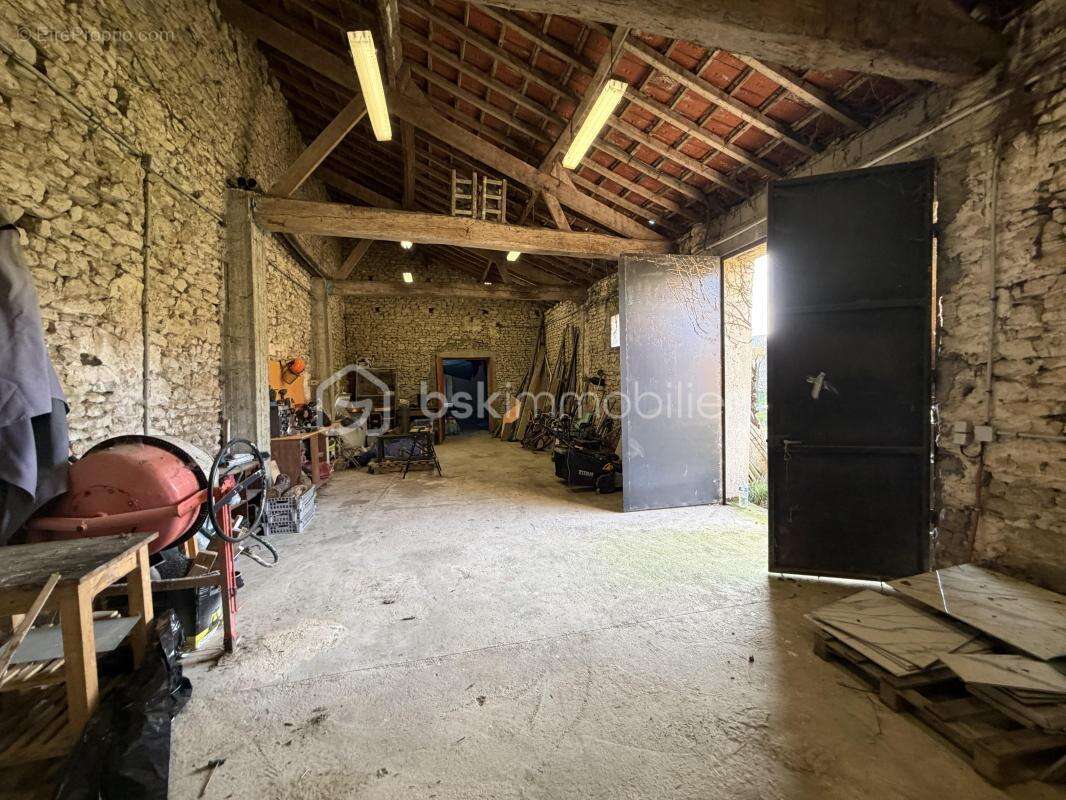 Maison à ANGERVILLE