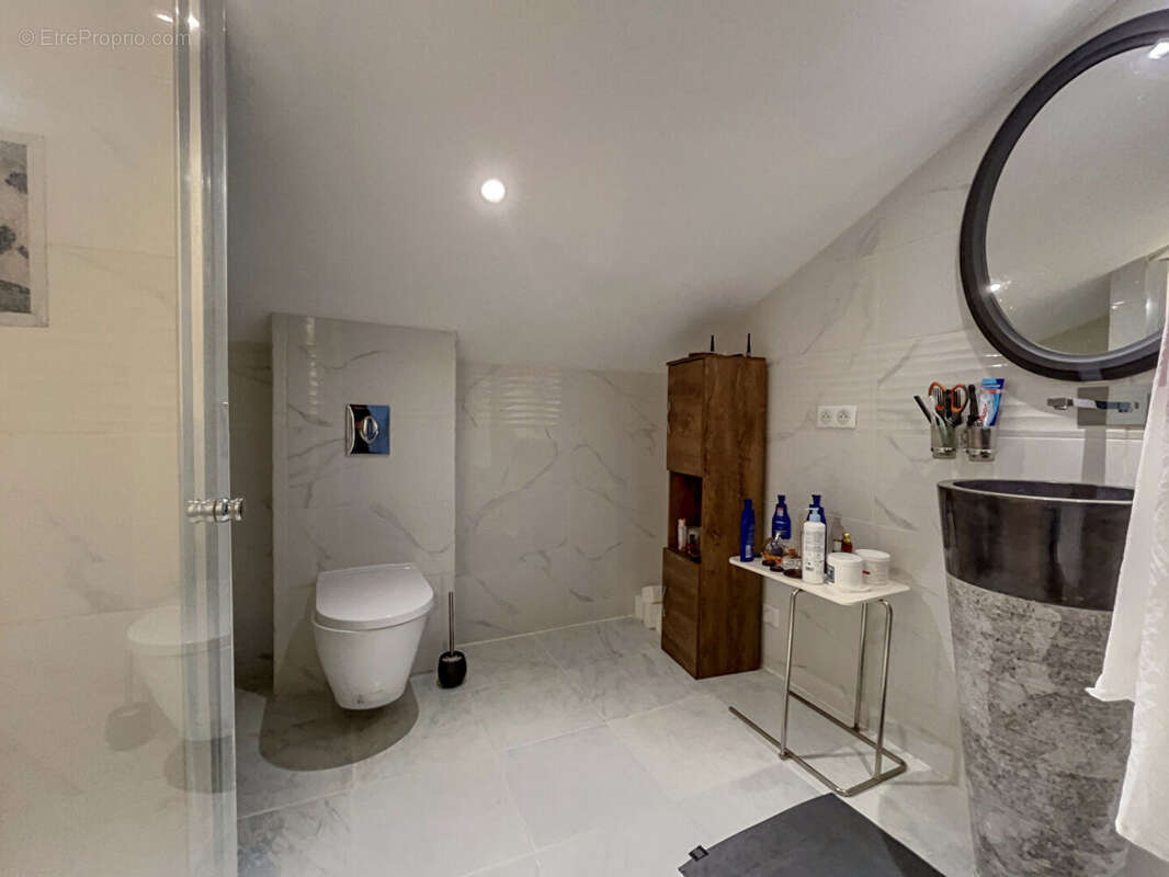 Appartement à CAZERES