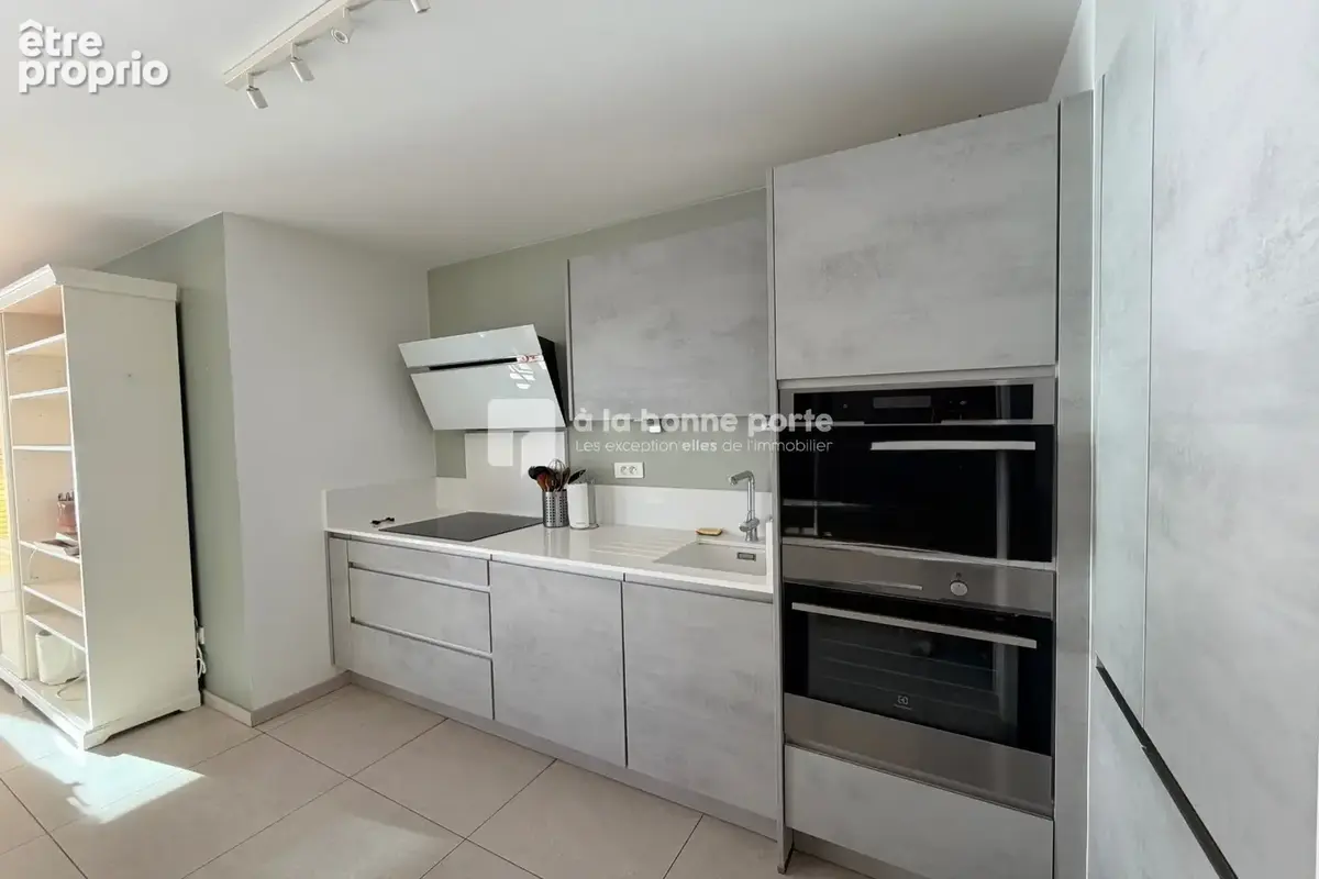 Appartement 3 pièces 56 m² à vendre à La Seyne-Sur-Mer (83500) - photo 4