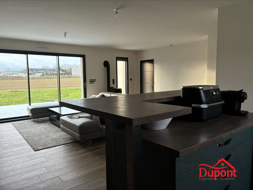 Maison à LA RIVIERE-DE-CORPS