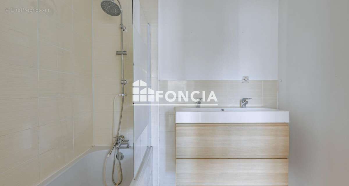 Appartement à VENISSIEUX