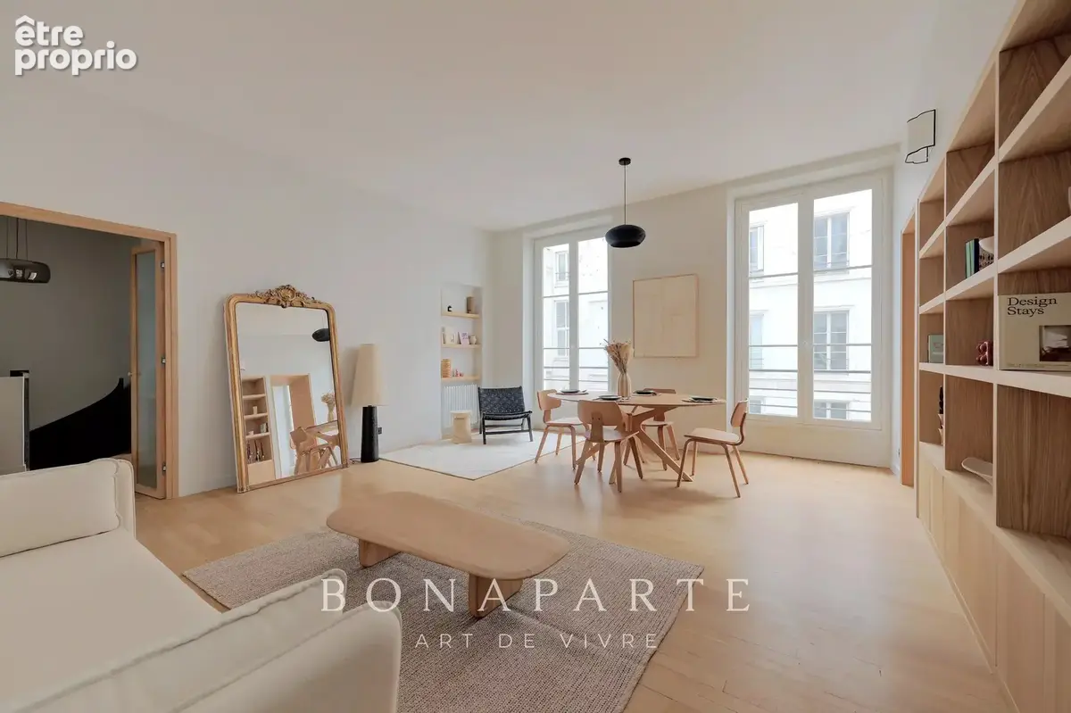 PARIS 9 - Duplex entièrement rénové - photo 2