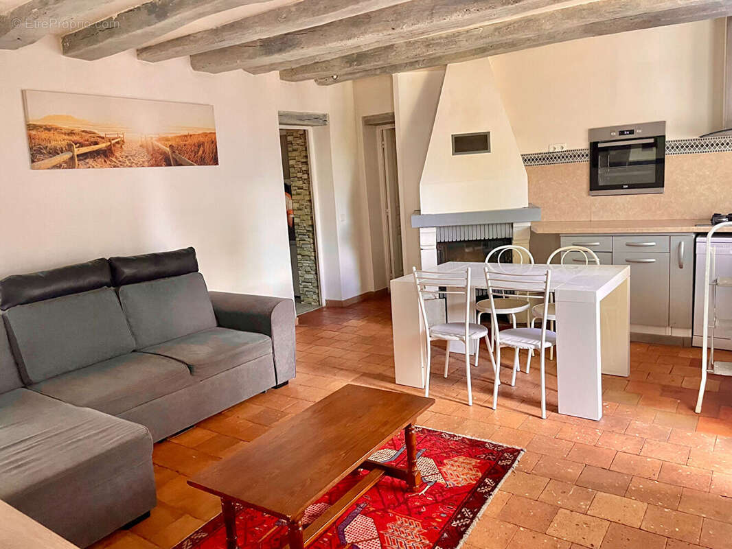 Maison à CHANCEAUX-SUR-CHOISILLE