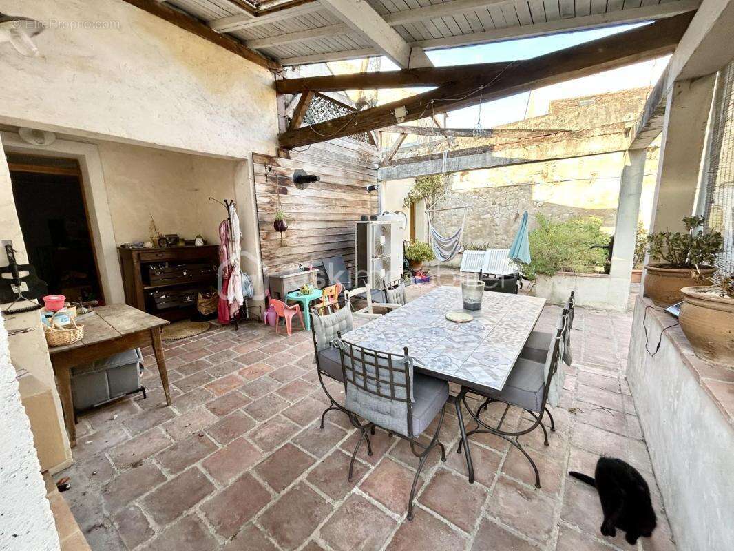 Belle maison avec cour - photo 13