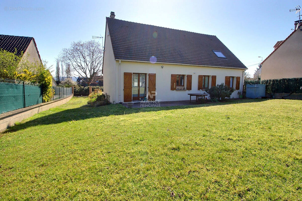 Maison à TRIEL-SUR-SEINE