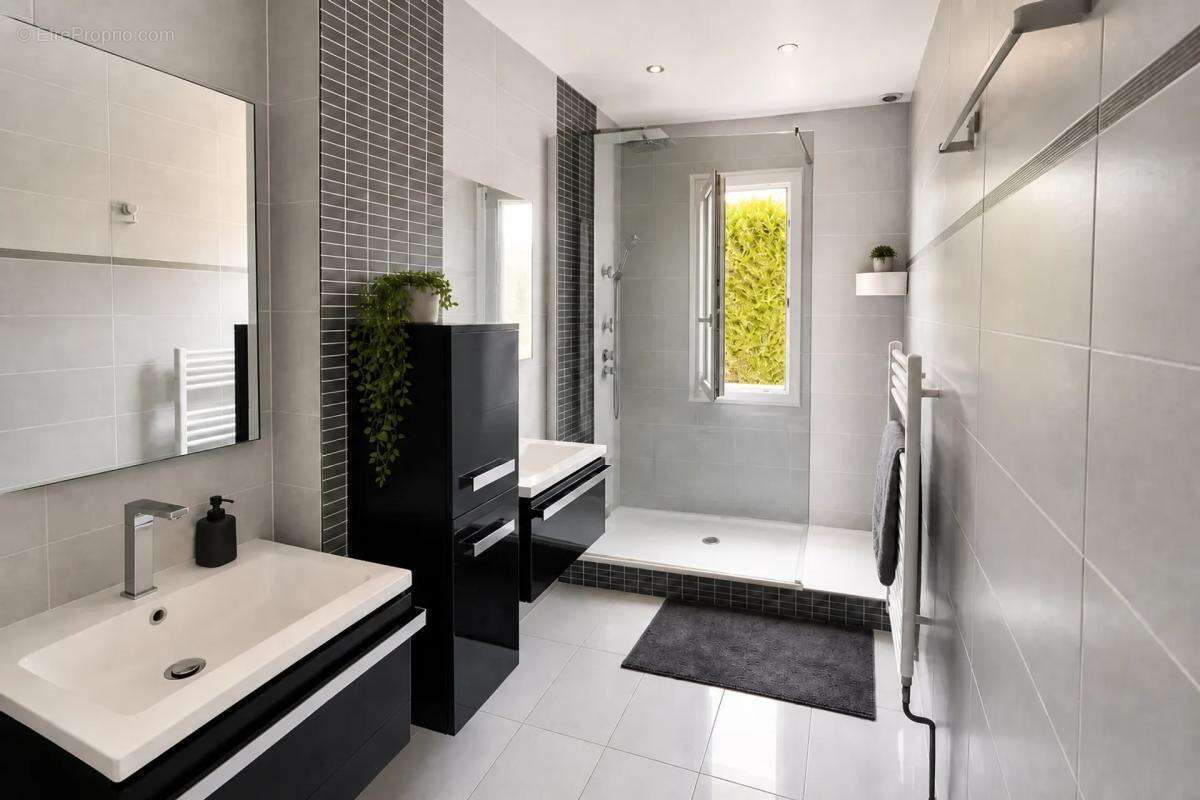 Maison de 5 pièces de 103 m² à La Chapelle-en-Serval - photo 9