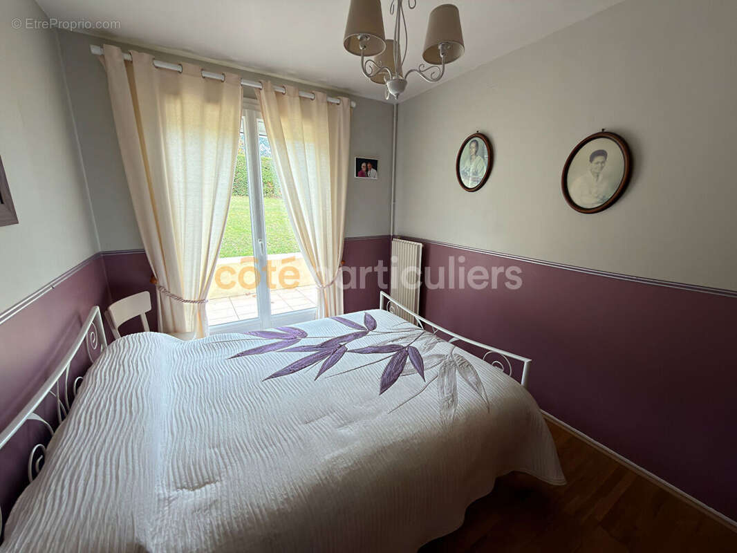 Maison à SAINT-SEBASTIEN-DE-MORSENT